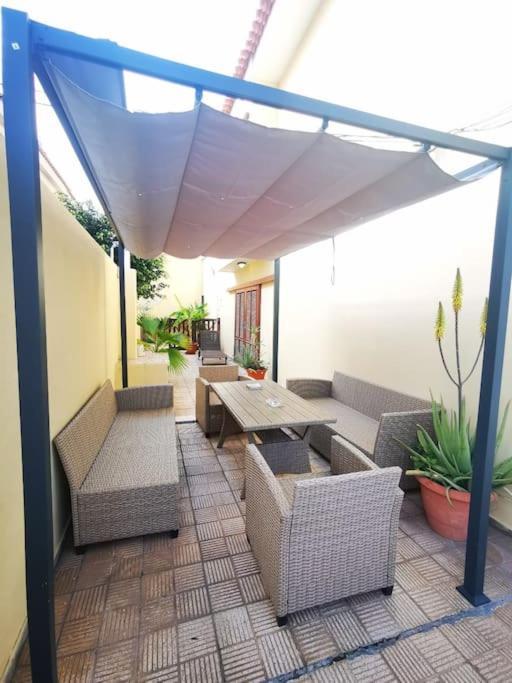 Amplia Casa 5 Habitaciones En Santa Cruz Con Zona Para Trabajar מראה חיצוני תמונה