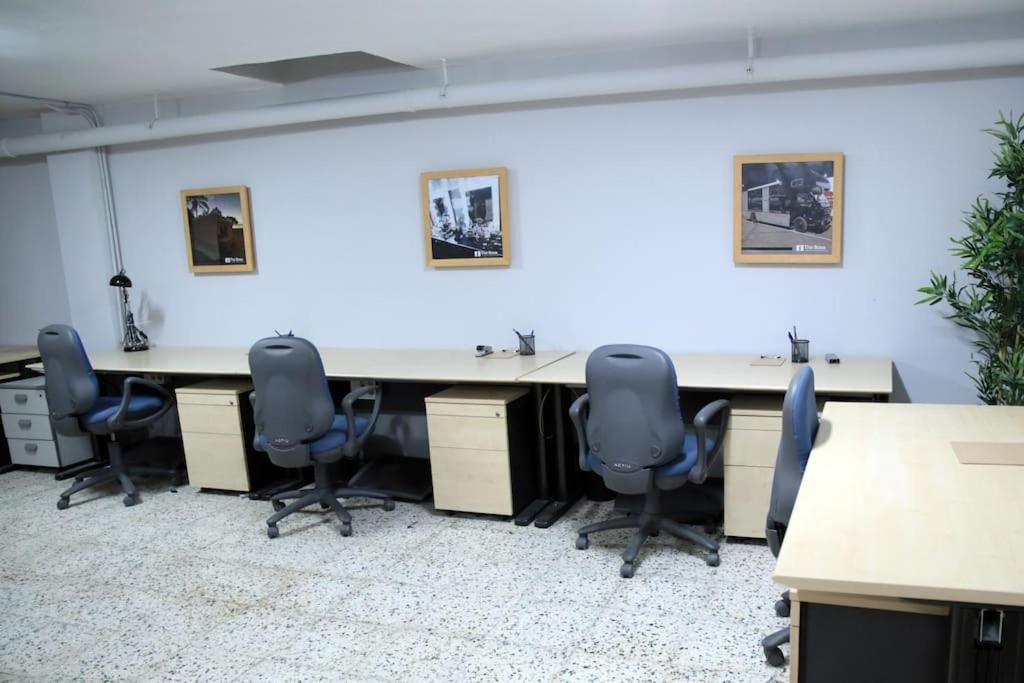 Amplia Casa 5 Habitaciones En Santa Cruz Con Zona Para Trabajar מראה חיצוני תמונה
